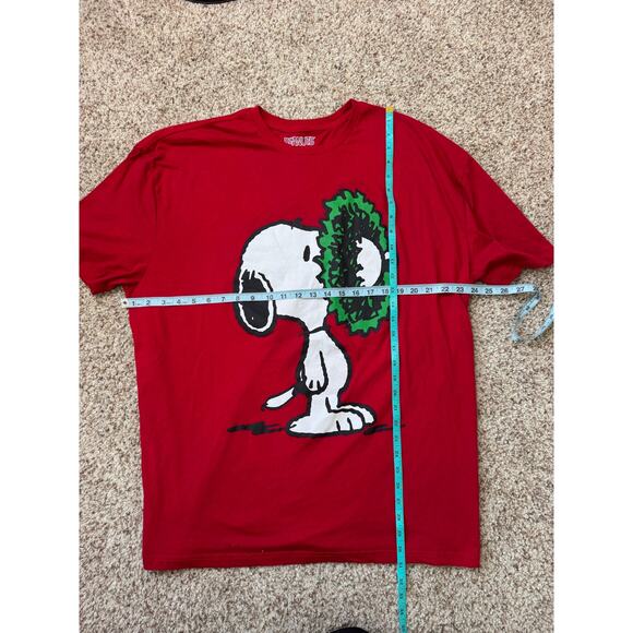 PEANUT/SNOOPY Christmas T-Shirt, size Men's 3XL; Red, white & Green - Picture 6 of 7